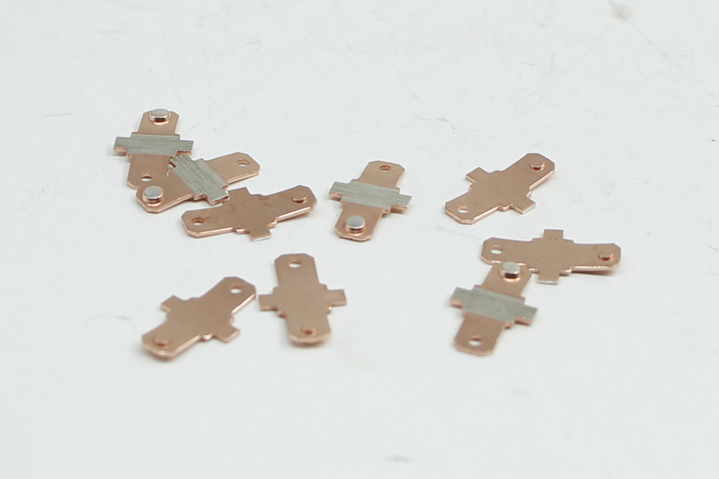 十字形复银铜件复合带材冲压元件