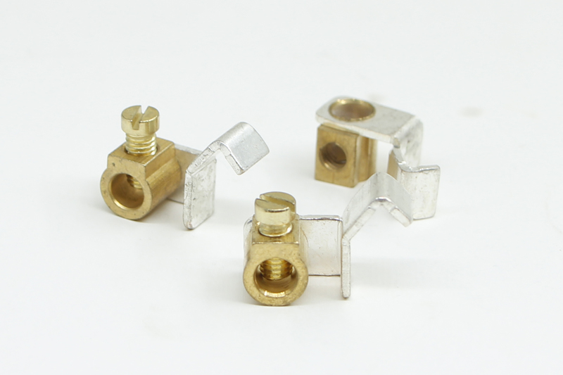 高压电流黄铜块铜粒接线柱冲件铁扣螺丝