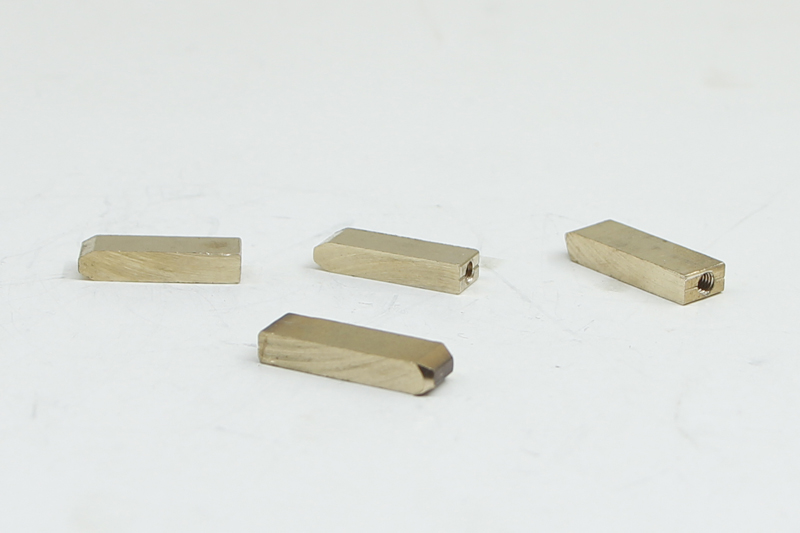 长方形空心铜柱